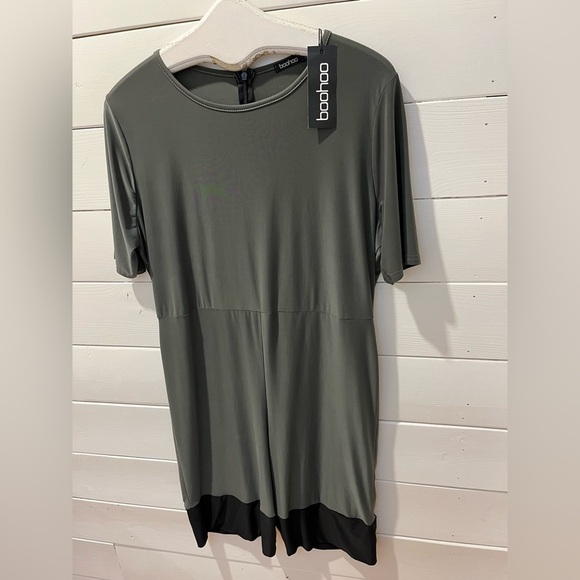 Boohoo Colorblock Romper – NWT – Size 18 - Picture 6 of 9